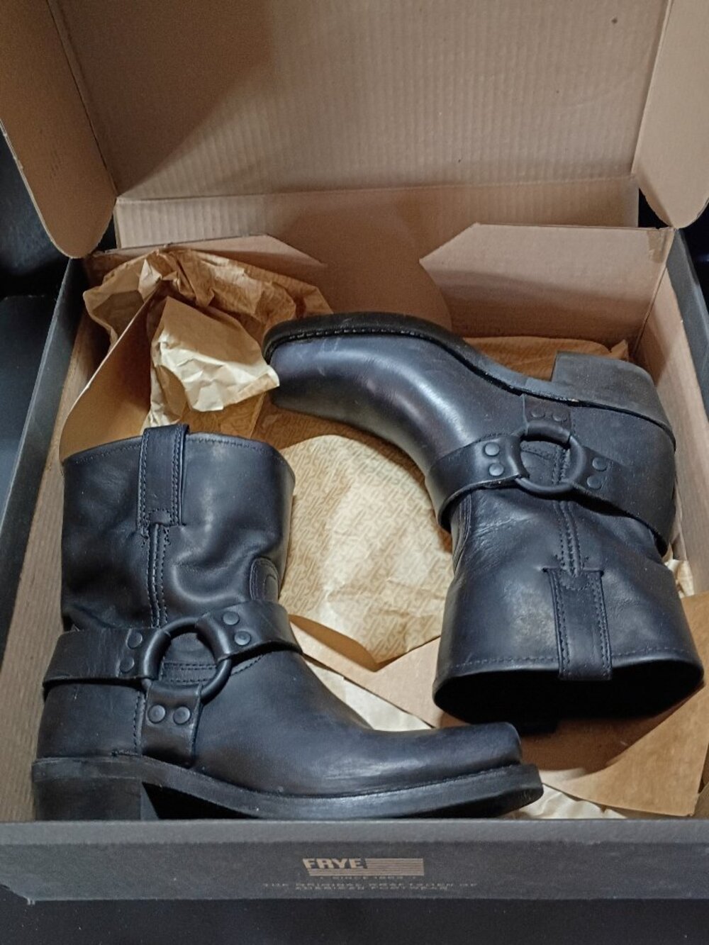 NEW Frye Harness 8R Black Monchrome  -  sz 7